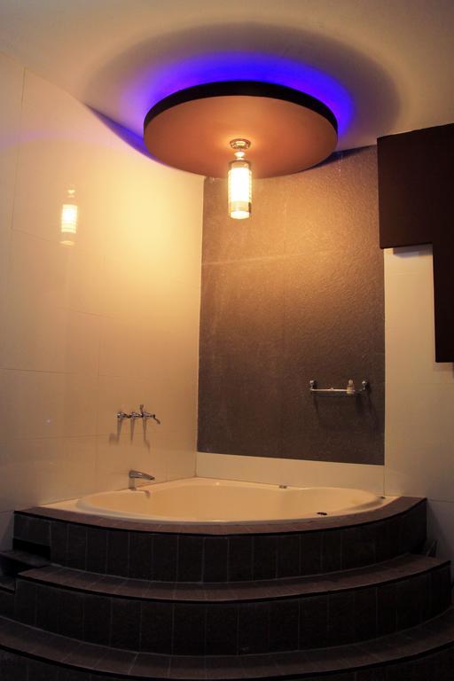 Villa Real Hotel & Suites Chiclayo Szoba fotó